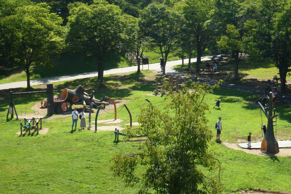 松本市アルプス公園 遊具